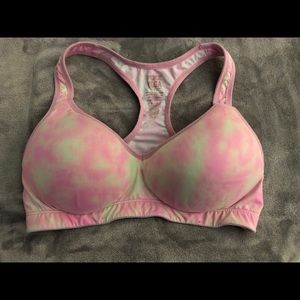 Victoria Secrets Padded Sports Bra Small